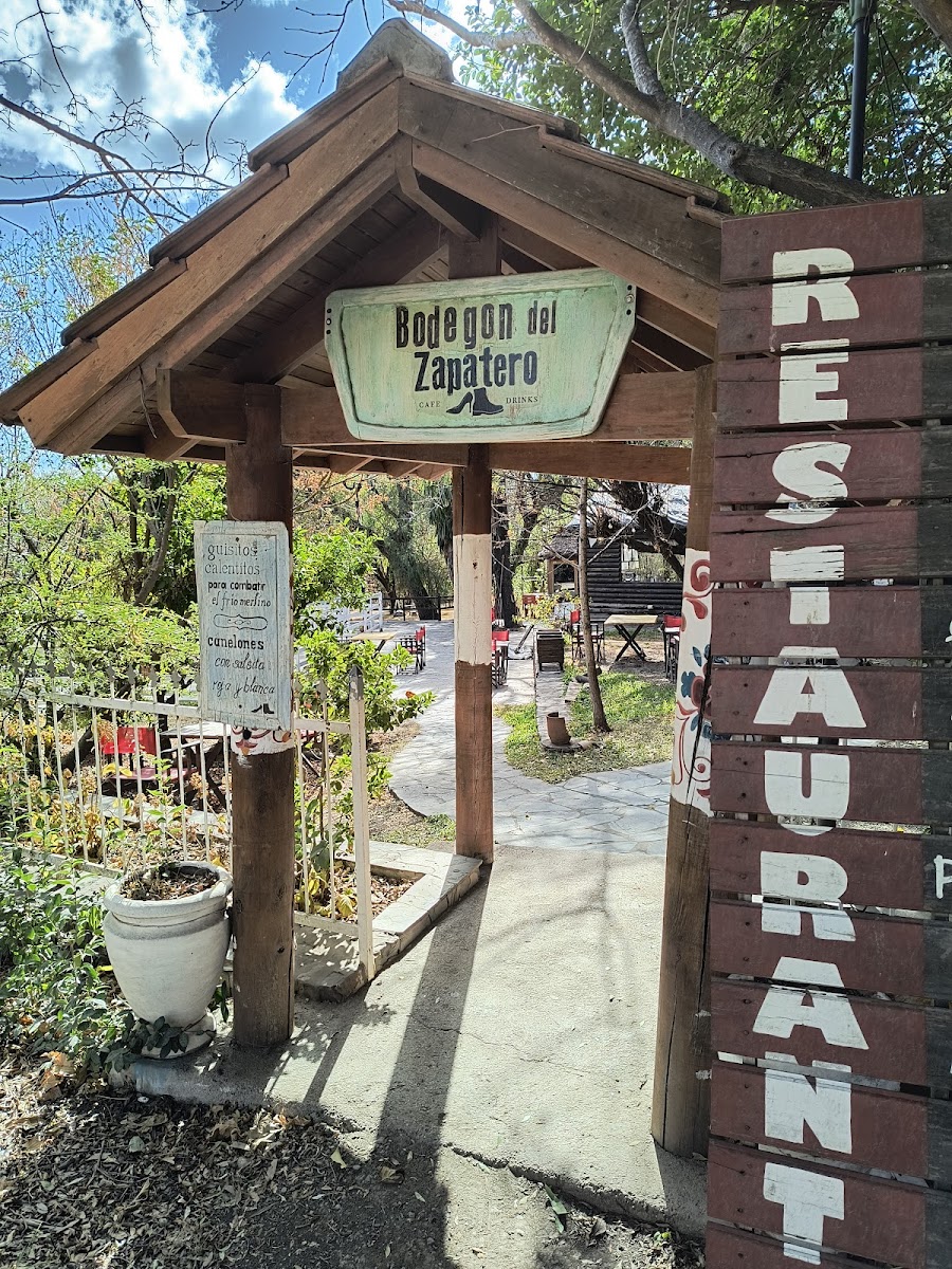 Bodegón Del Zapatero-4